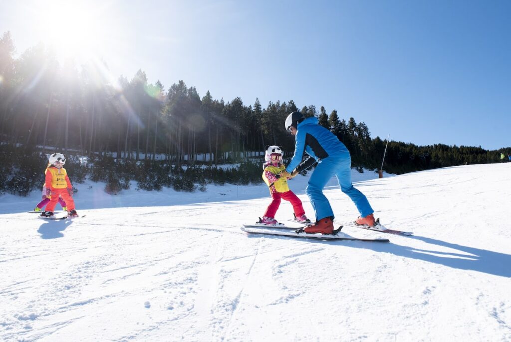 escuela de esquí para niños pal arinsal